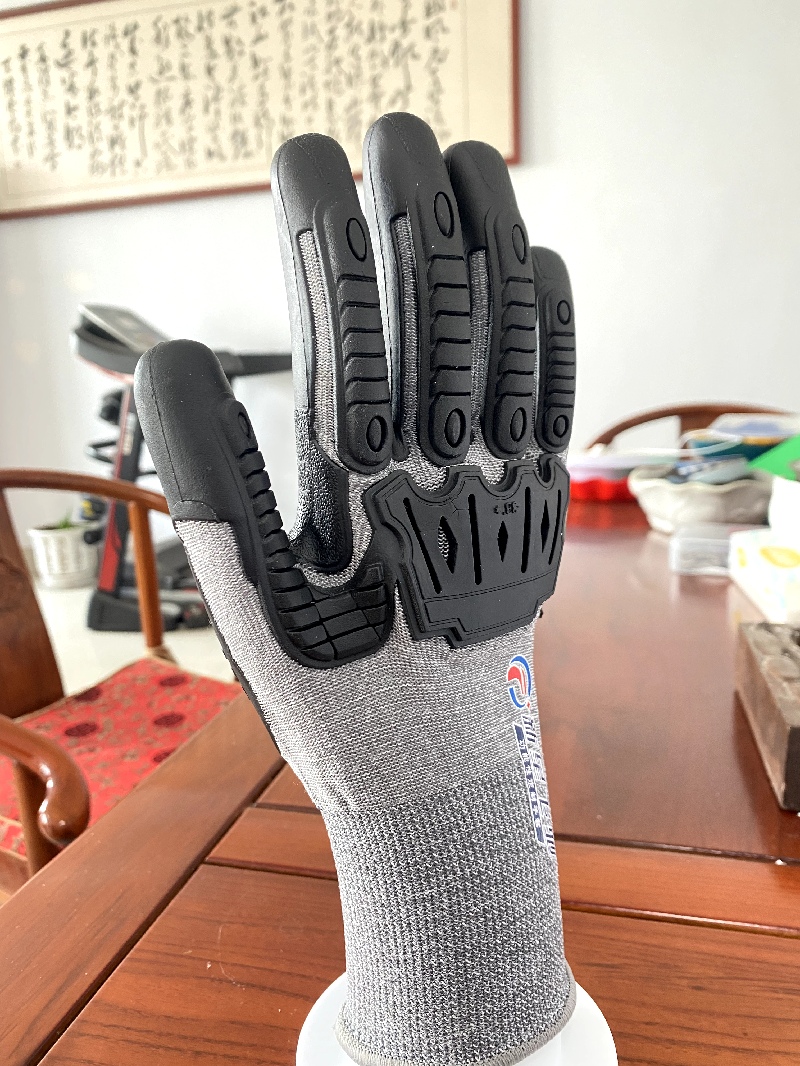 Anti-collision TPE mechanical gloves
